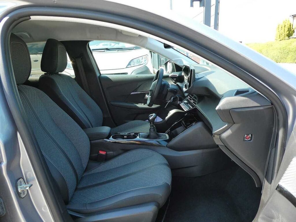 Peugeot 208 2025