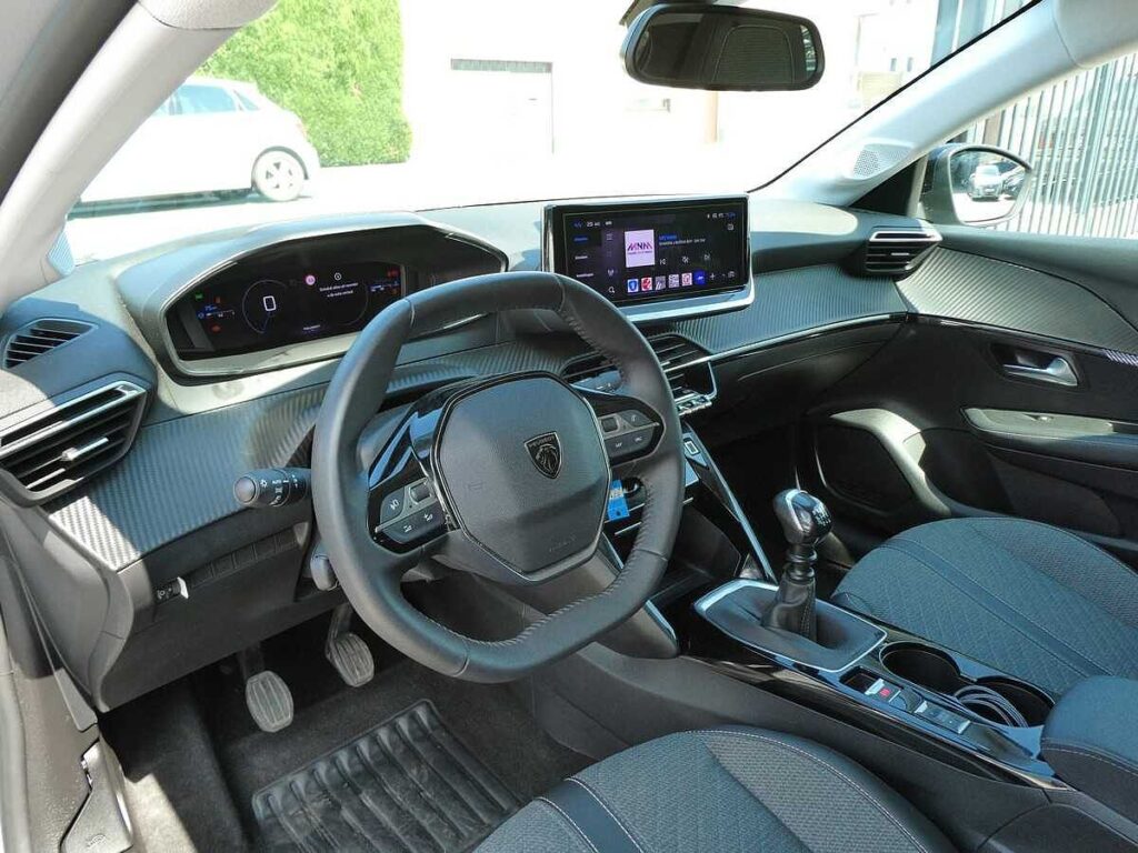 Peugeot 208 2025