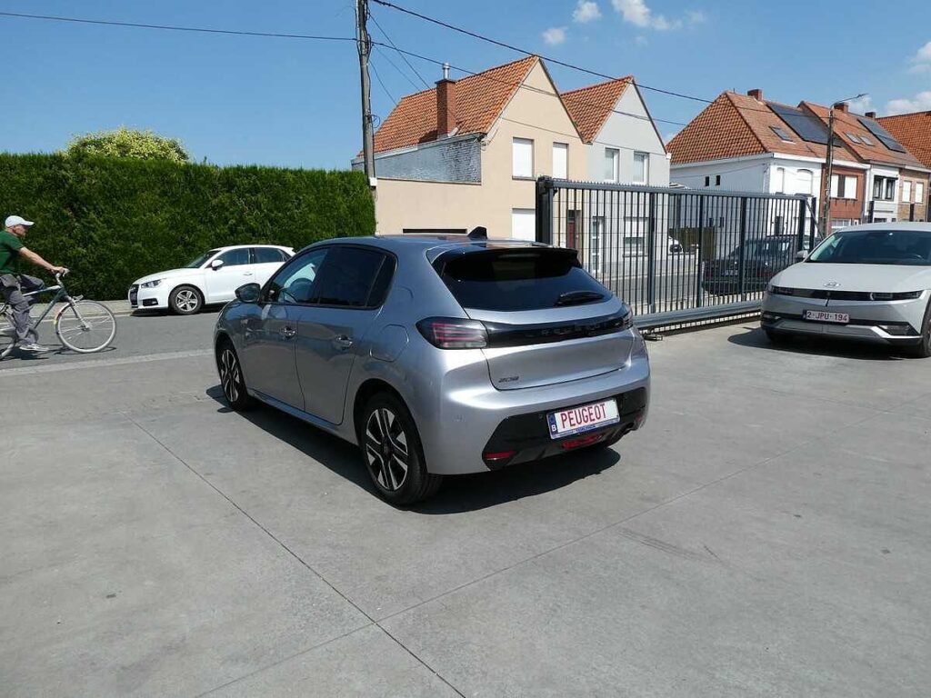 Peugeot 208 2025