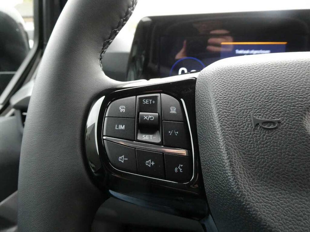 Ford Transit Custom 2025