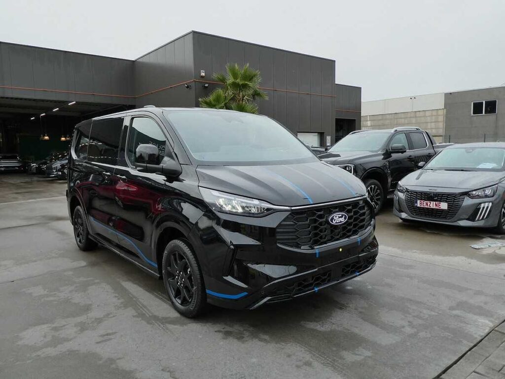 Ford Transit Custom 2025