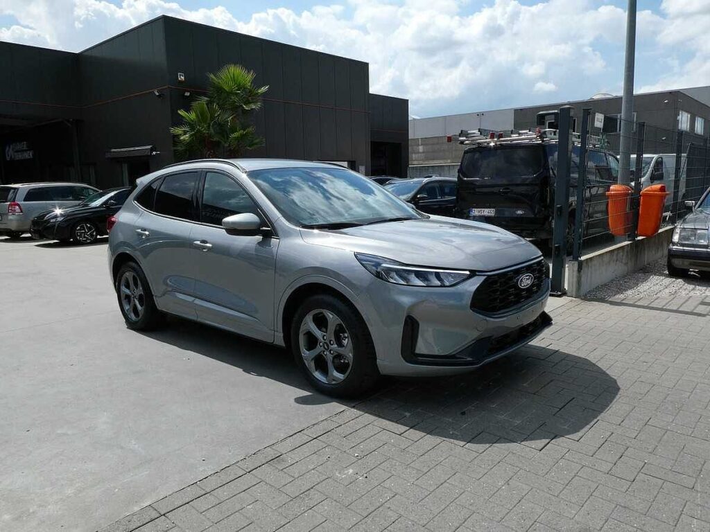 Ford Kuga 2025
