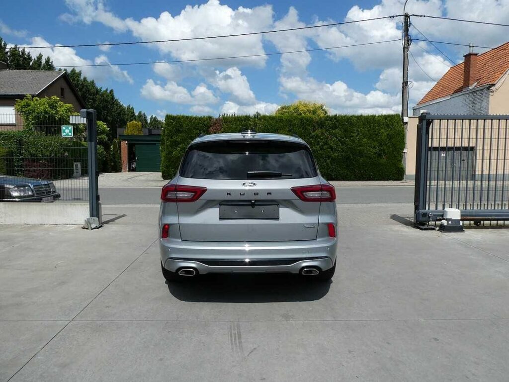Ford Kuga 2025