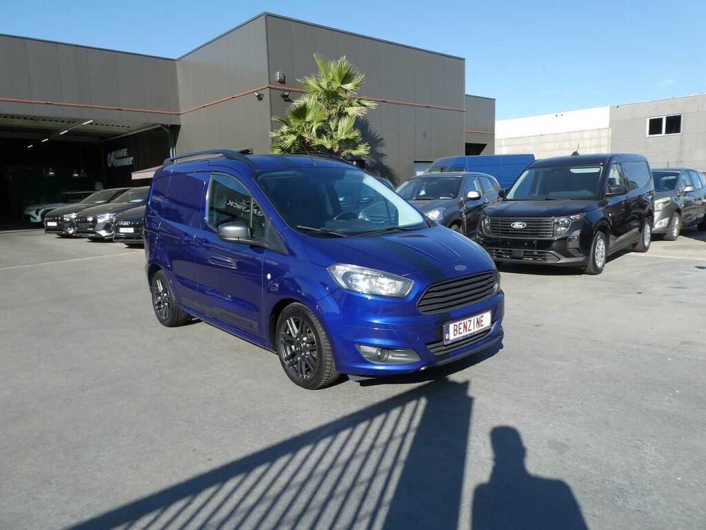 Ford Transit Courier 2017