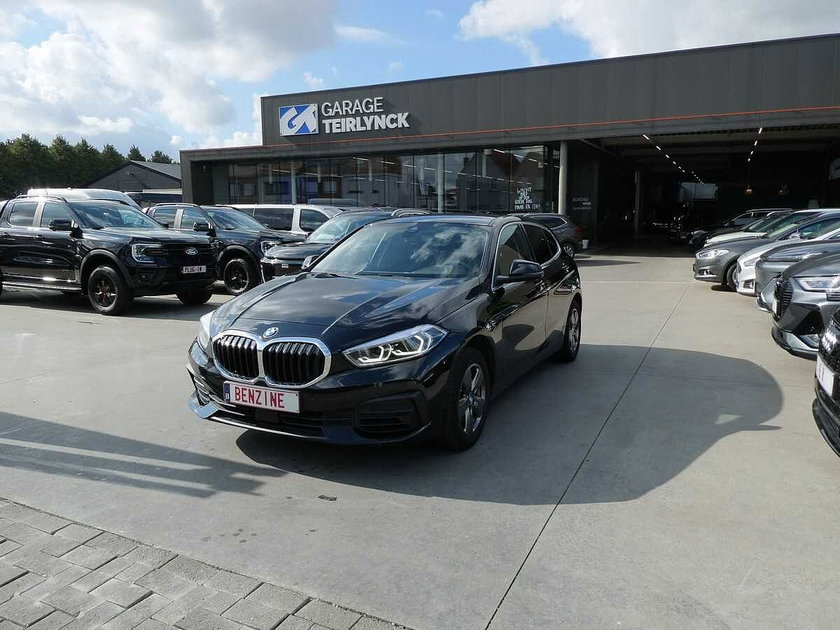 BMW 1 Series 2023