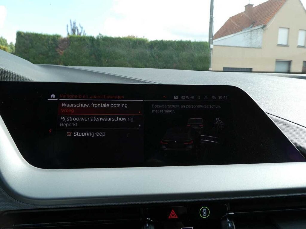 BMW 1 Series 2023