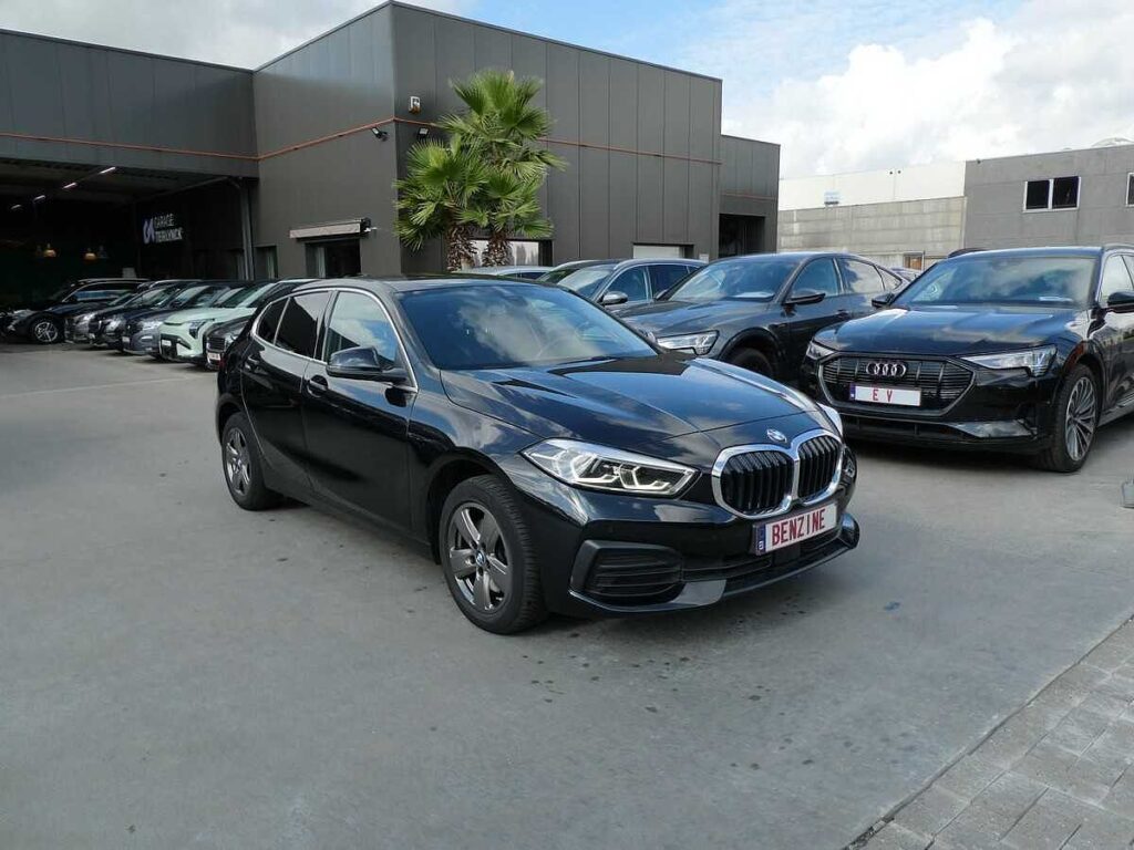 BMW 1 Series 2023