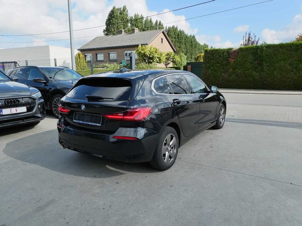 BMW 1 Series 2023