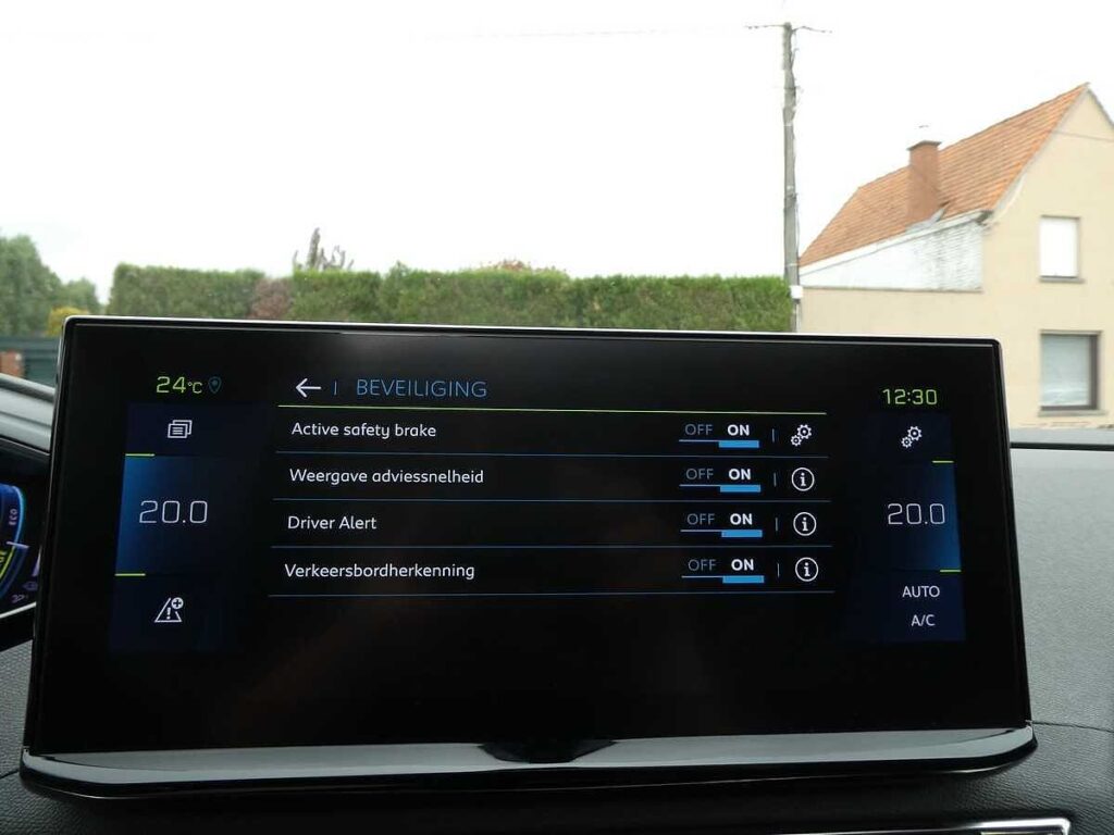 Peugeot 3008 2023