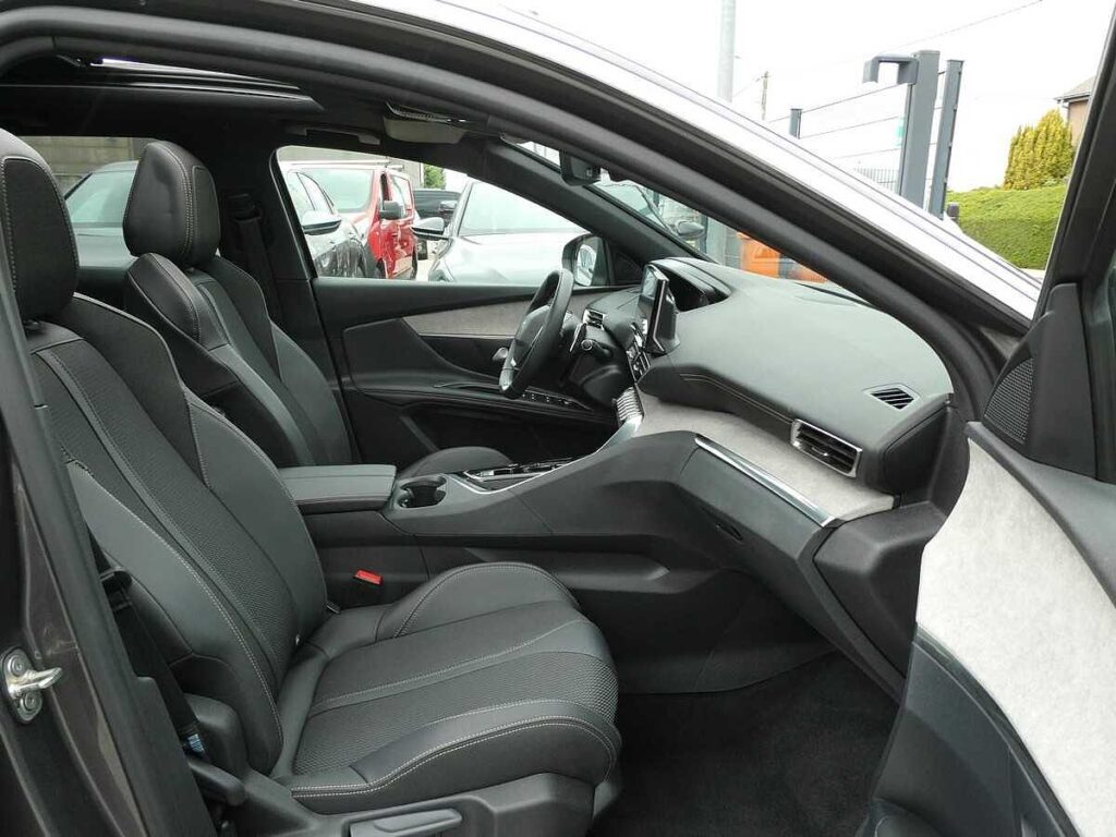 Peugeot 3008 2023