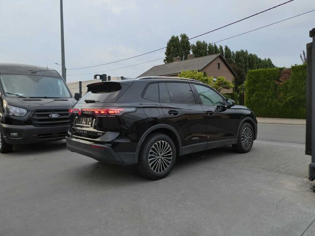 Volkswagen Tiguan 2025