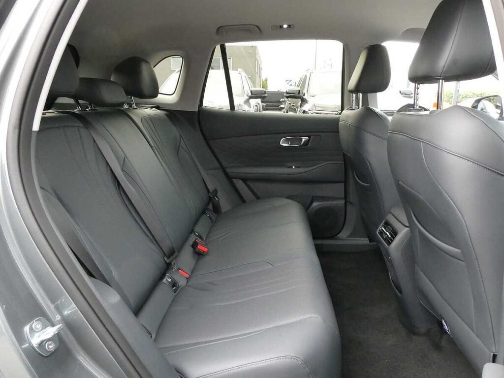 Geely Starray 2026
