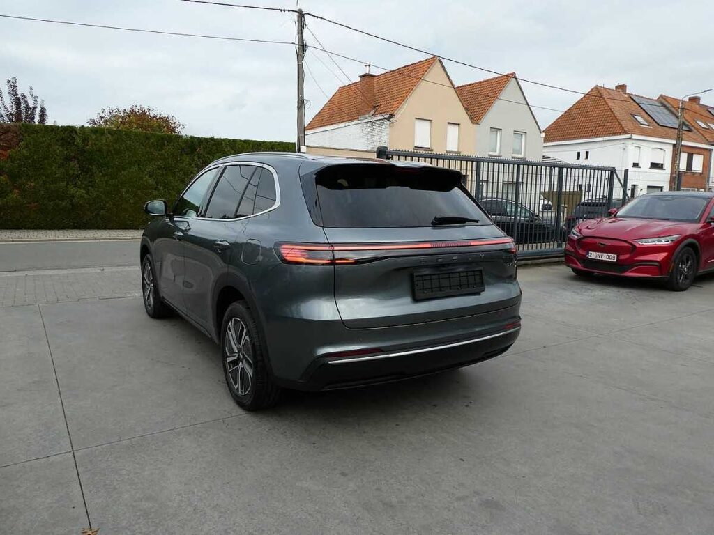 Geely Starray 2026