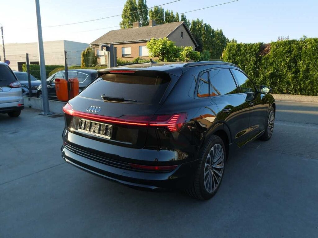 Audi E-Tron 2023