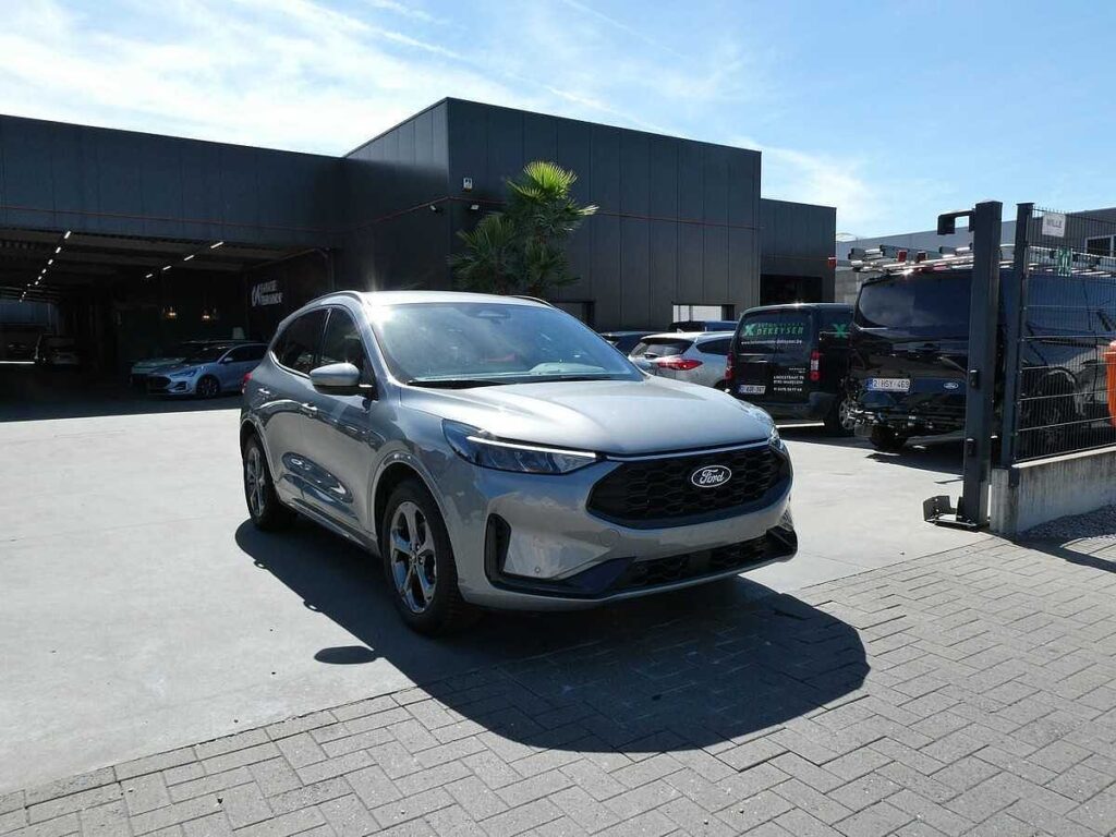 Ford Kuga 2025