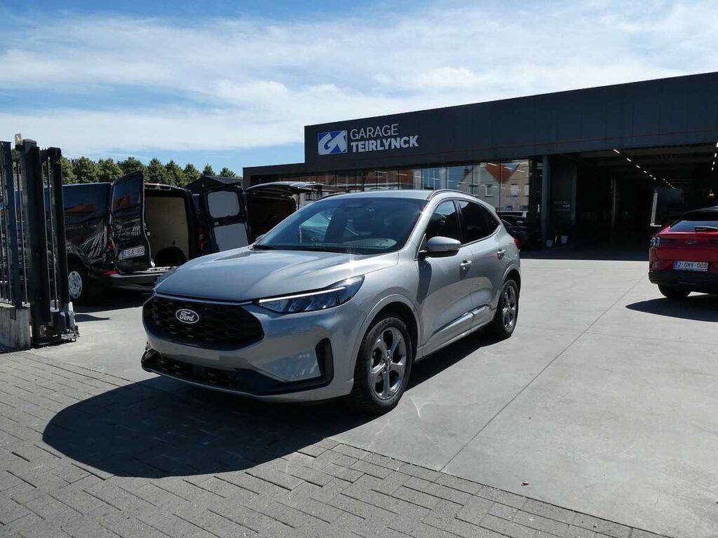 Ford Kuga 2025