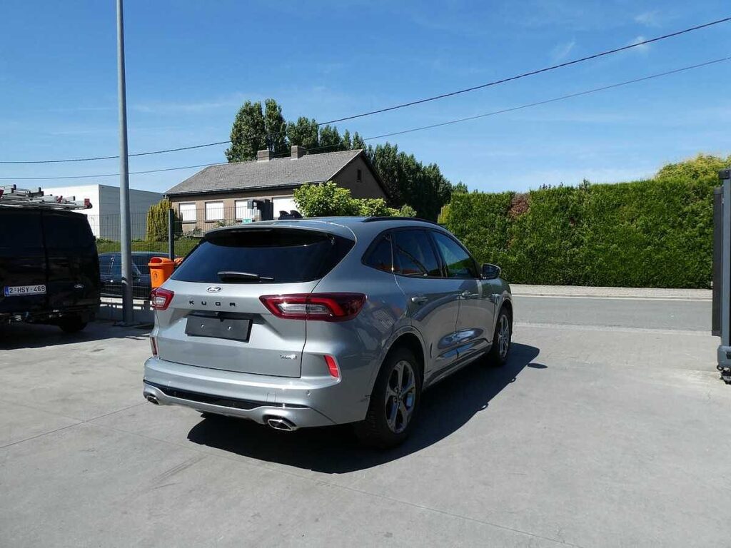 Ford Kuga 2025