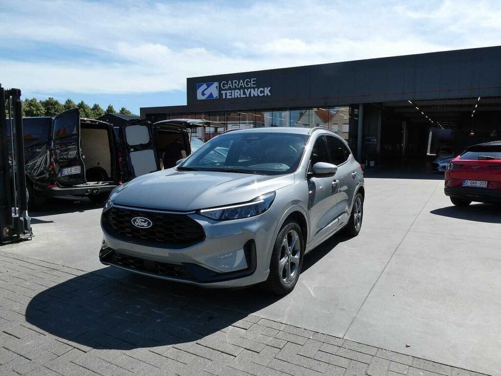 Ford Kuga 2025