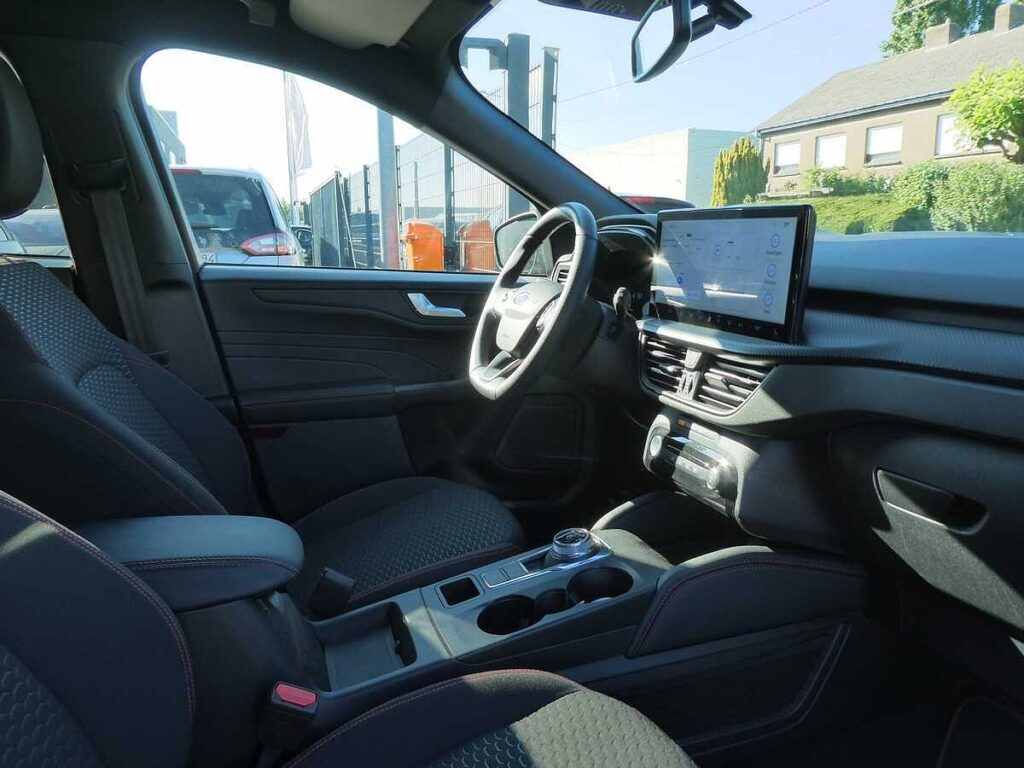 Ford Kuga 2025