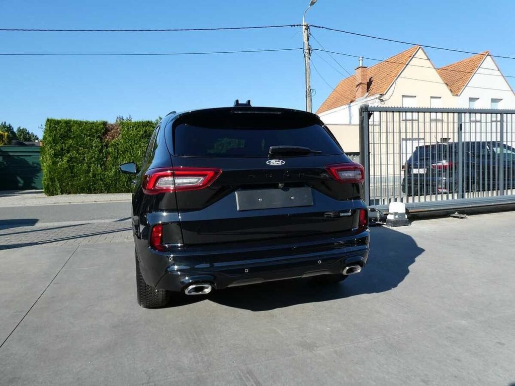 Ford Kuga 2025