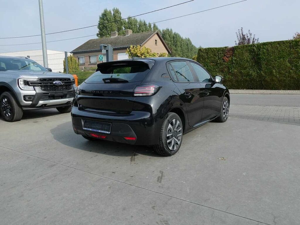 Peugeot 208 2025