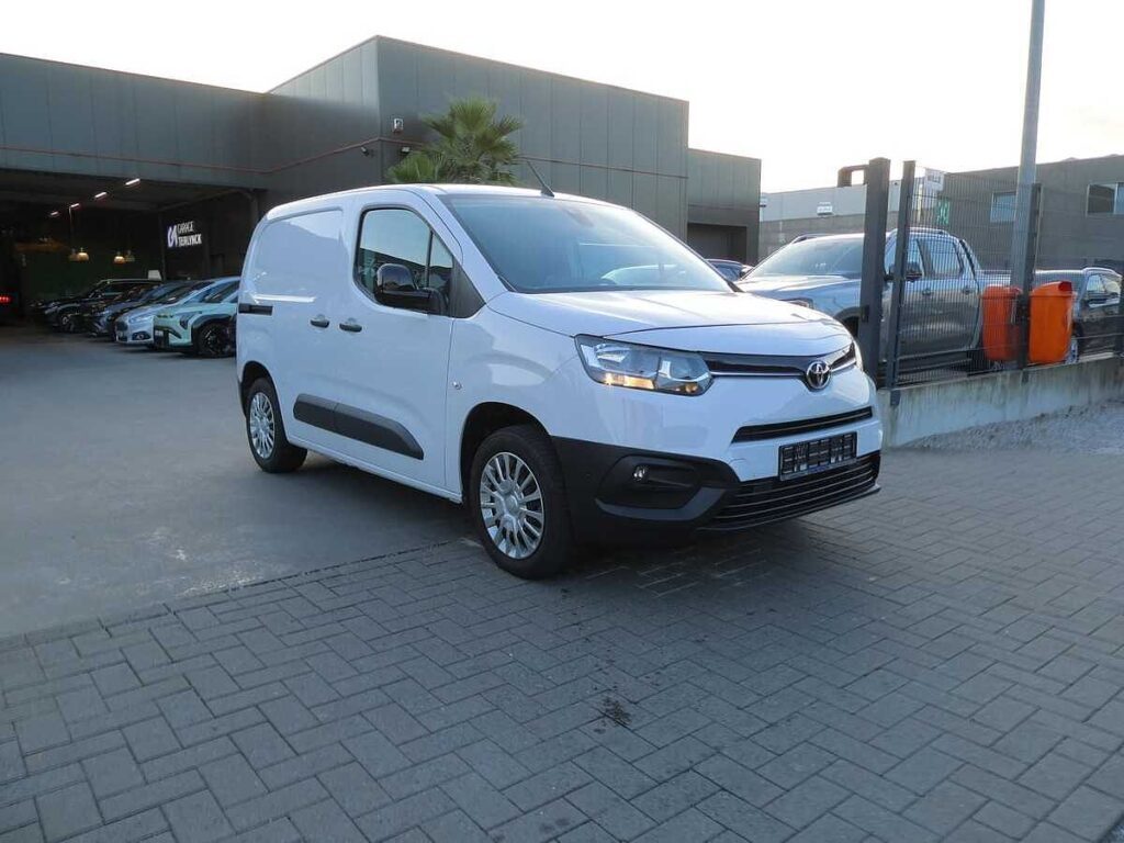Toyota Proace 2024