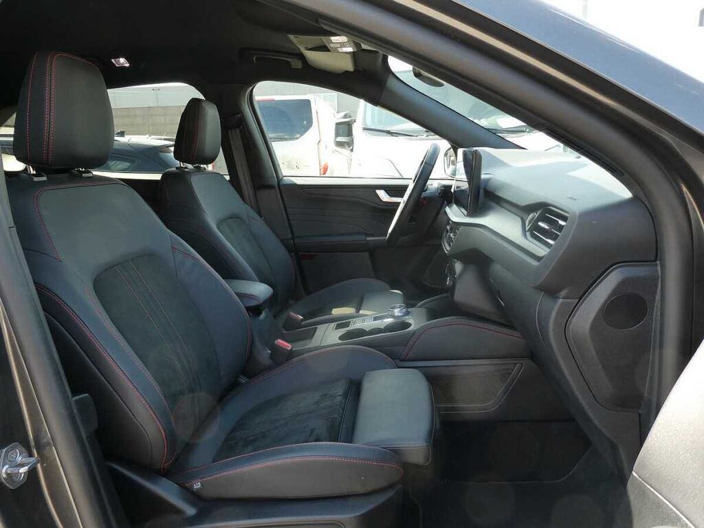 Ford Kuga 2025