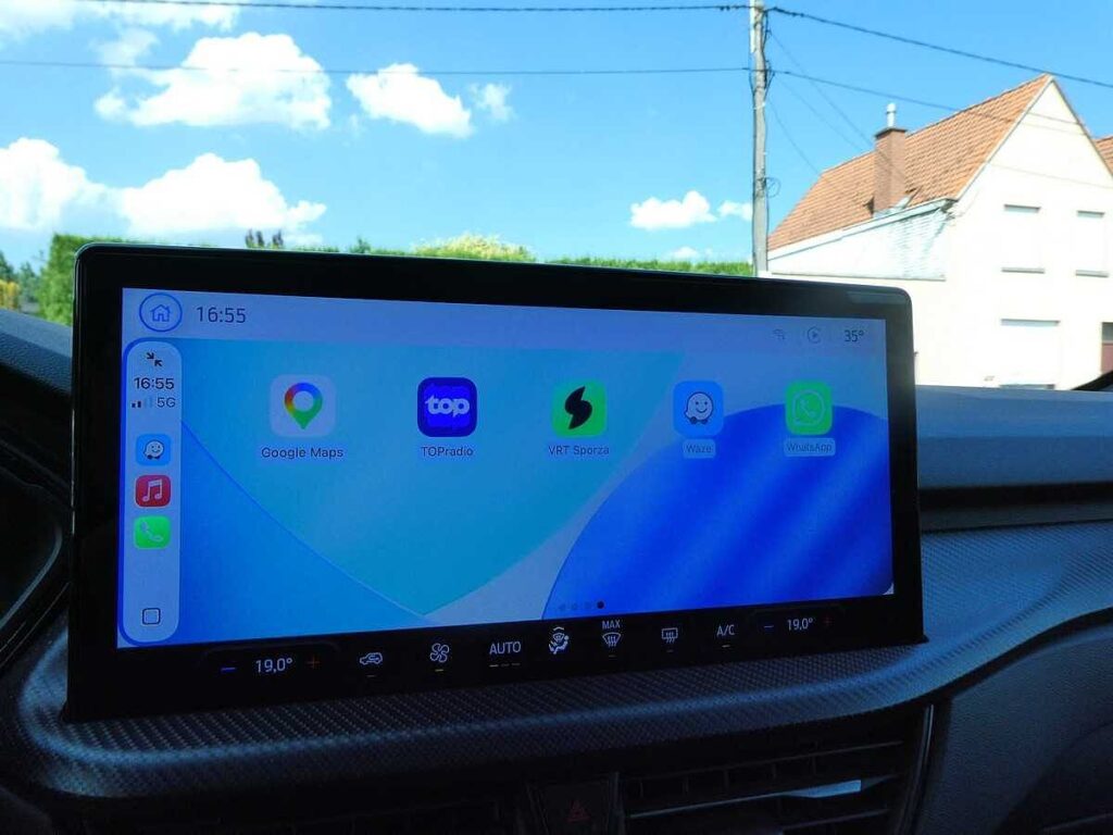 Ford Kuga 2025