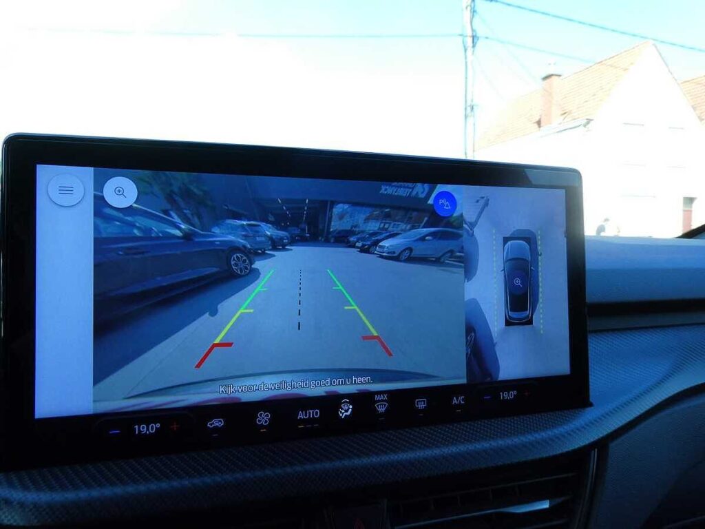 Ford Kuga 2025