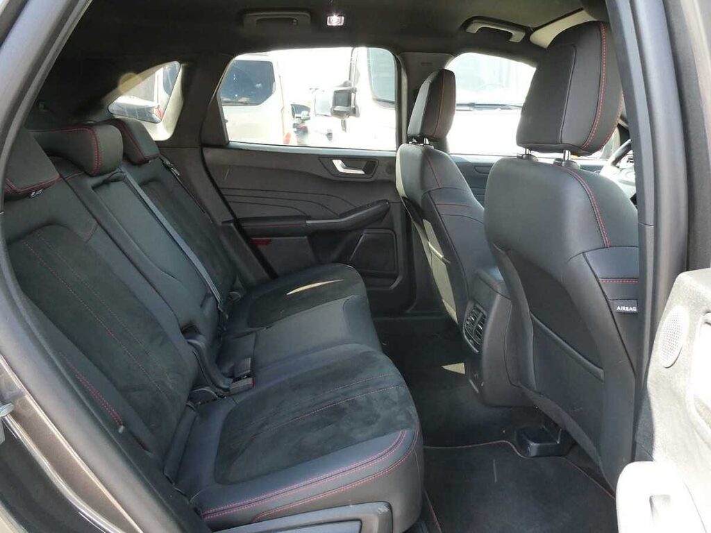 Ford Kuga 2025