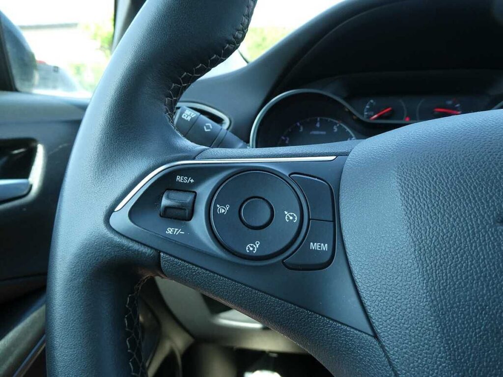 Opel Crossland 2024