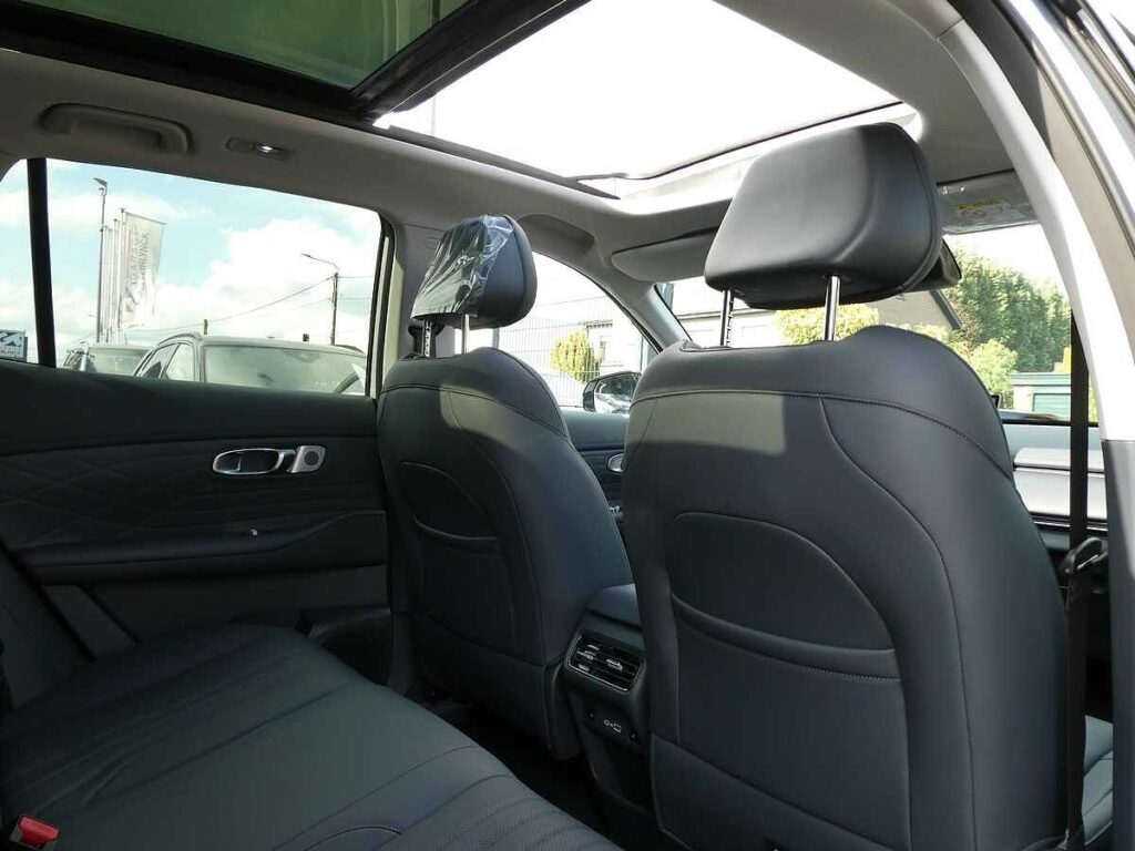 Geely Starray 2026