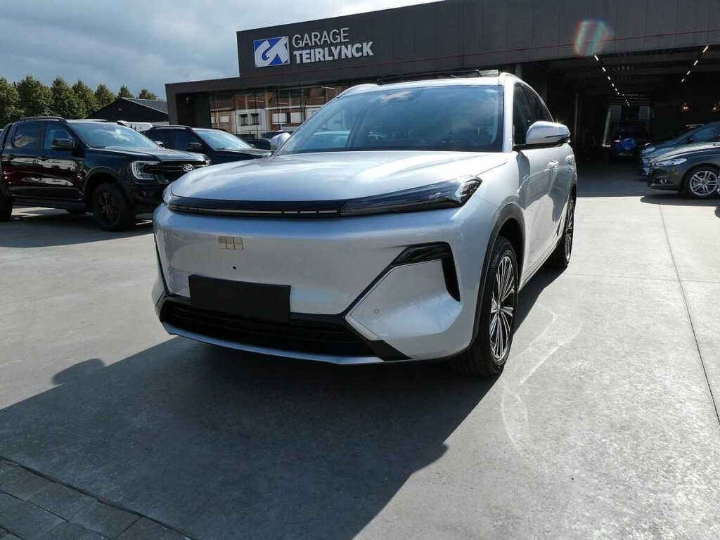 Geely Starray 2026