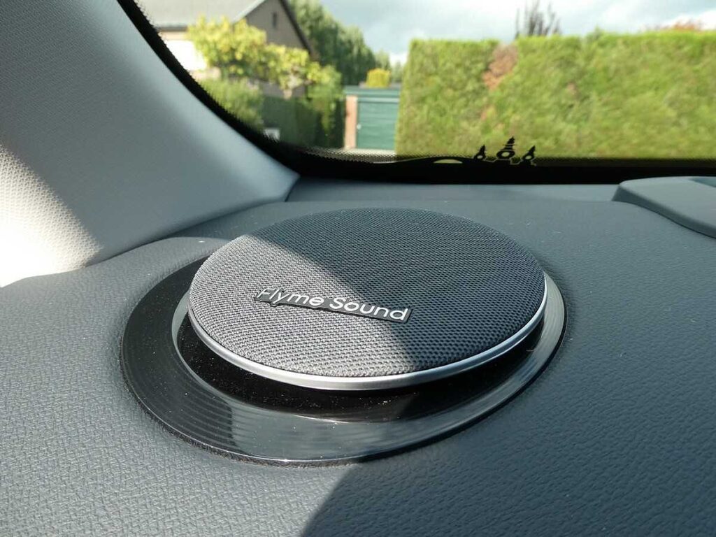 Geely Starray 2026