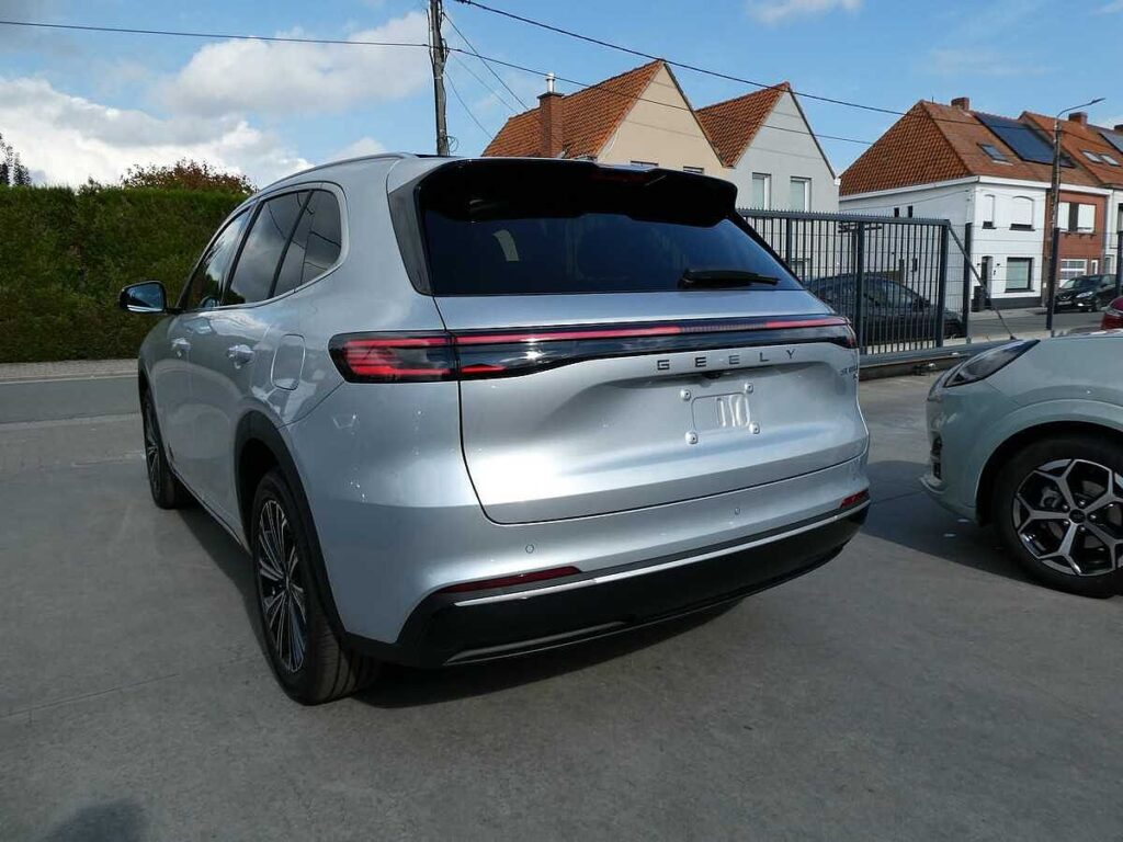Geely Starray 2026