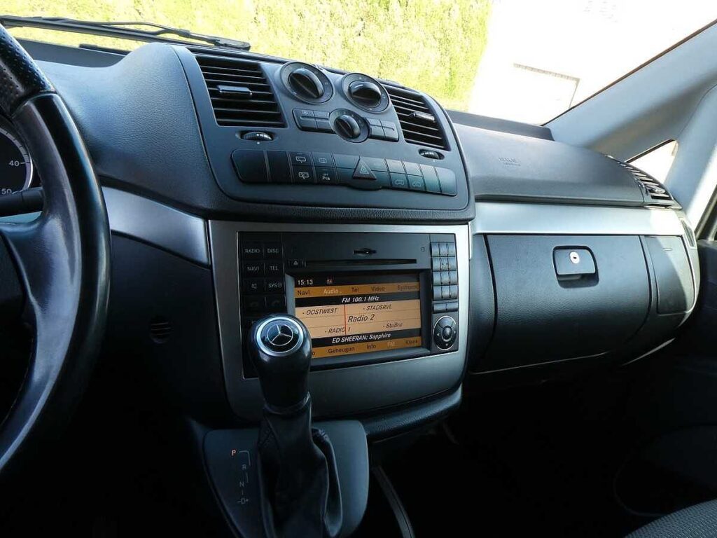 Mercedes Viano 2012