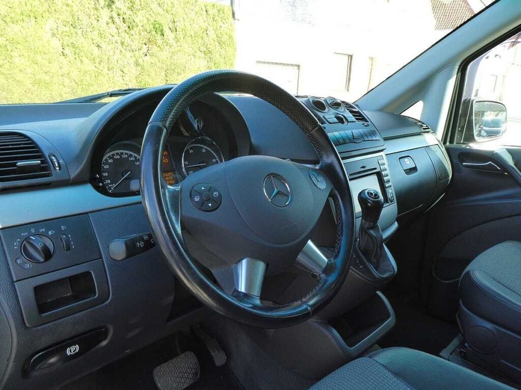 Mercedes Viano 2012