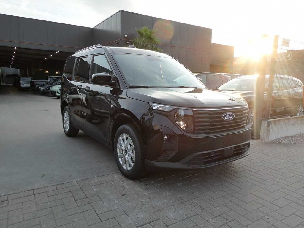 Ford Tourneo Courier 2026